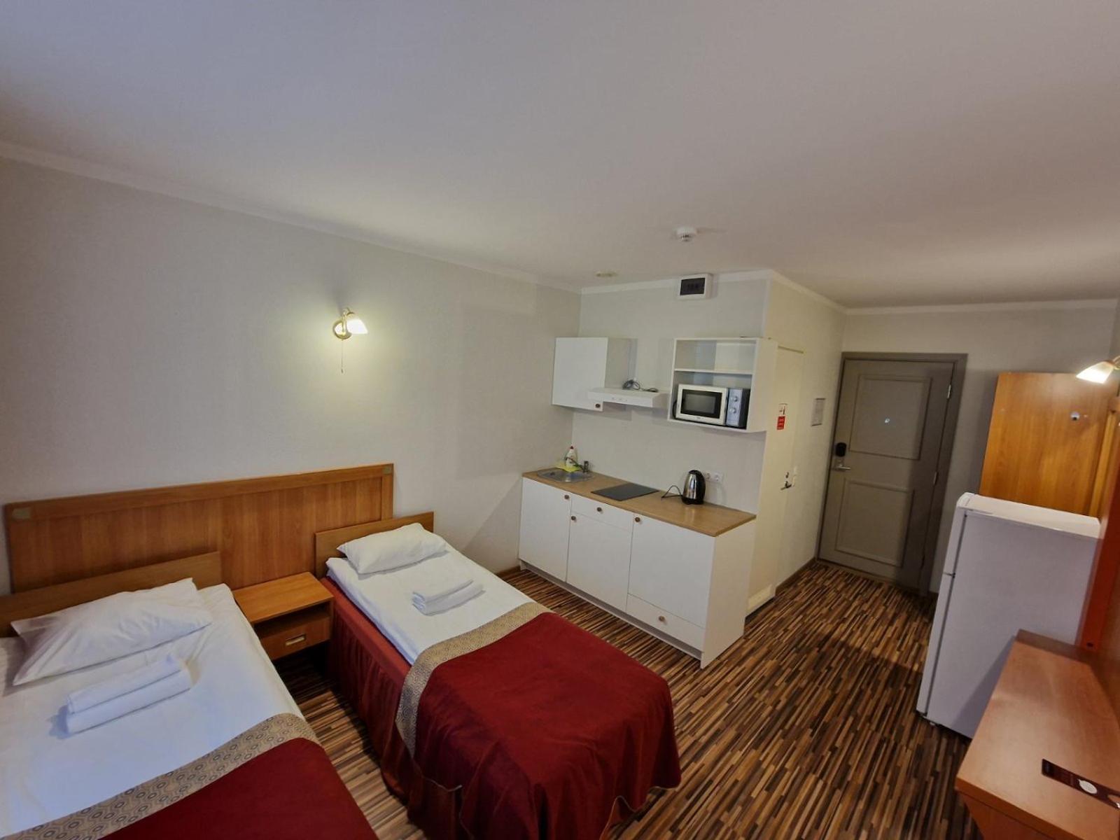 Ecoland Hotel Reval Esterno foto