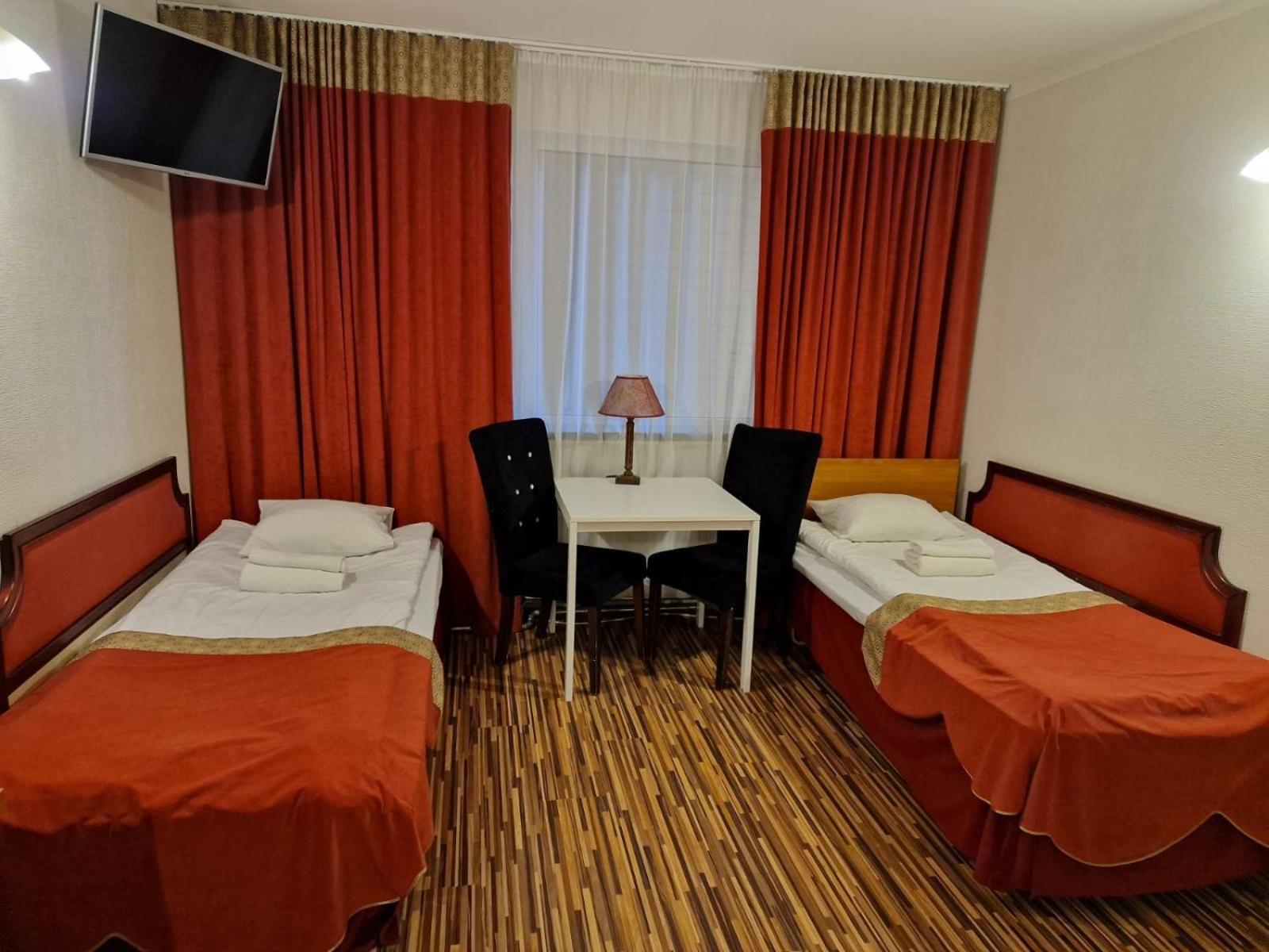 Ecoland Hotel Reval Esterno foto